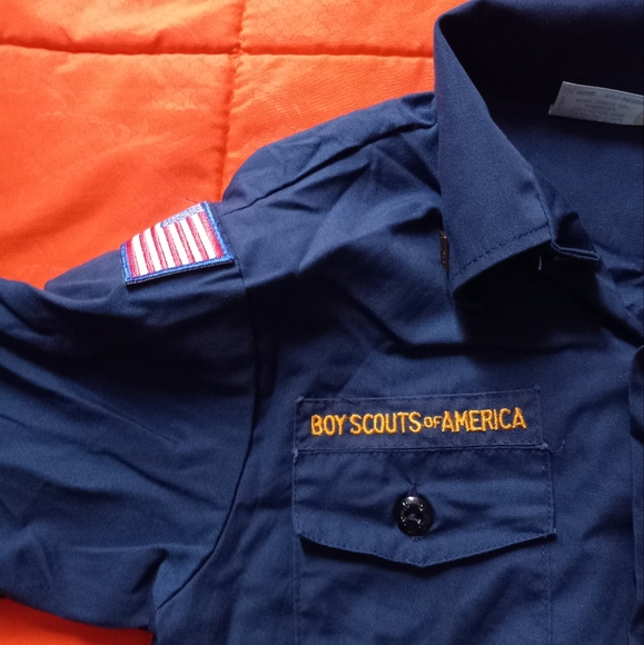 BOY SCOUTS OF AMERICA UNIFORM SHIRT WITH PATCHES, SIZE YOUTH MEDIUM Blue - Picture 3 of 6